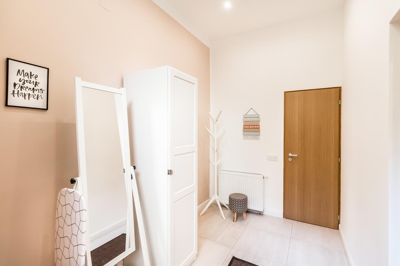 Bpr Paulay Cozy Apartment Budapest Bagian luar foto