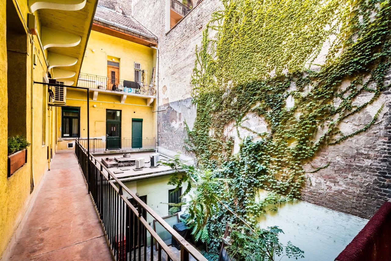 Bpr Paulay Cozy Apartment Budapest Bagian luar foto
